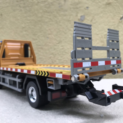 Mô hình xe tải Thớt cứu hộ tỷ lệ 1:24