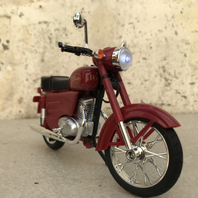 ​Mô hình xe máy cồ Xingfu XF250 tỷ lệ 1:10