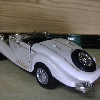 Mô hình xe Ô TÔ MERCEDES 500k xe Cổ tỷ lệ 1:32