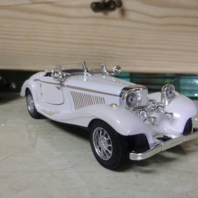 Mô hình xe Ô TÔ MERCEDES 500k xe Cổ tỷ lệ 1:32