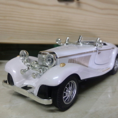 Mô hình xe Ô TÔ MERCEDES 500k xe Cổ tỷ lệ 1:32
