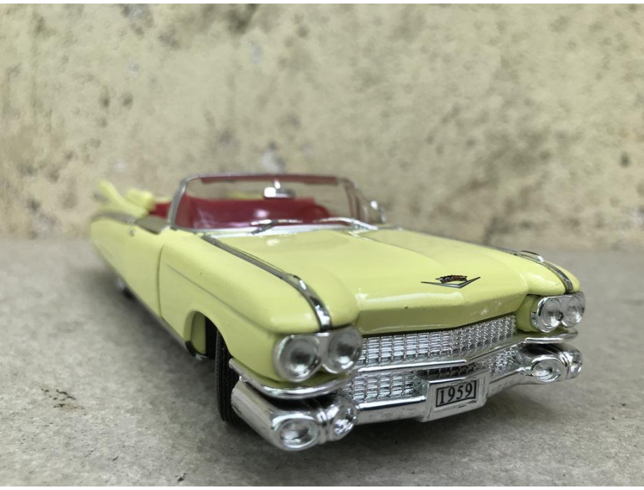 Mô hình xe cổ CADILLAC Eldorado 1959 tỷ lệ 1:32