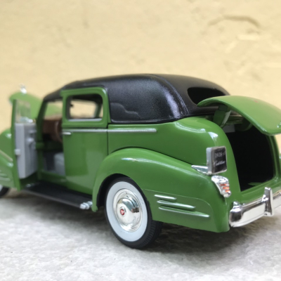 Mô hình xe cổ Cadillac Fleetwood 1938 tỷ lệ 1:32