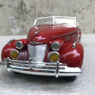 Mô hình xe cổ Cadillac Series 62 1940 tỷ lệ 1:32