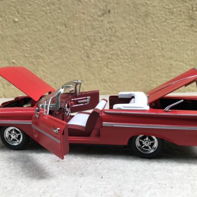 Mô hình xe cổ Chevrolet 1959 tỷ lệ 1:32