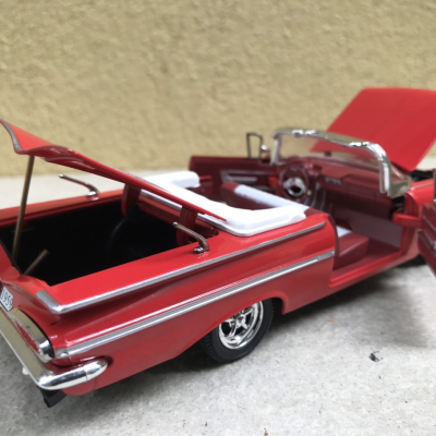 Mô hình xe cổ Chevrolet 1959 tỷ lệ 1:32
