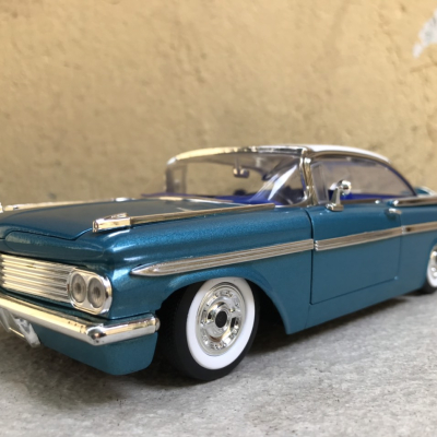 Mô hình xe cổ Chevy IMPALA 1959 tỷ lệ 1:24