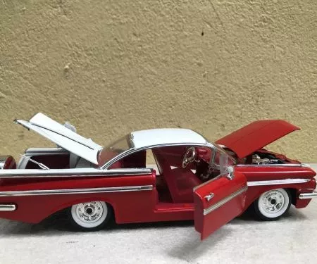 ​Mô hình xe cổ Chevy IMPALA 1959 tỷ lệ 1:24