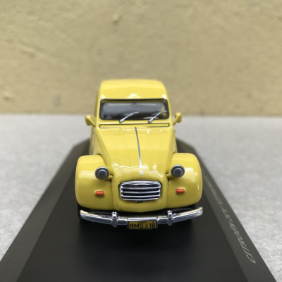 Mô hình xe cổ Citroen 2CV tỷ lệ 1:43