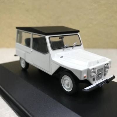 Mô hình xe cổ Citroen DALAT 1971 Việt Nam tỷ lệ 1:43