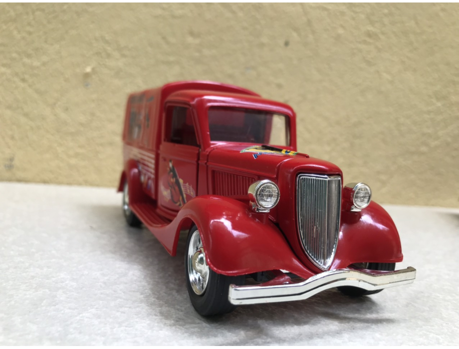 Mô hình xe cổ Ford 1935 tỷ lệ 1:24 Mô hình xe cổ Ford 1935 tỷ lệ 1:24