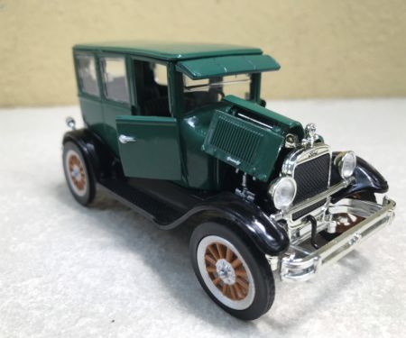 ​Mô hình xe cổ Ford Fordor 1926 tỷ lệ 1:32