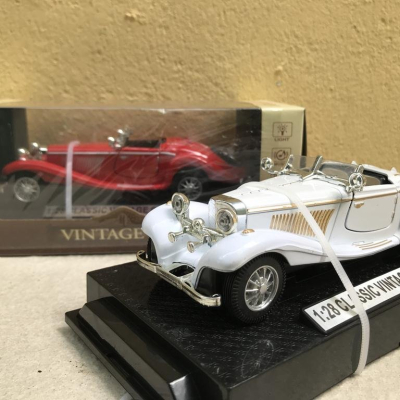 Mô hình xe cổ Mercedes-Benz K500  tỷ lệ 1:32
