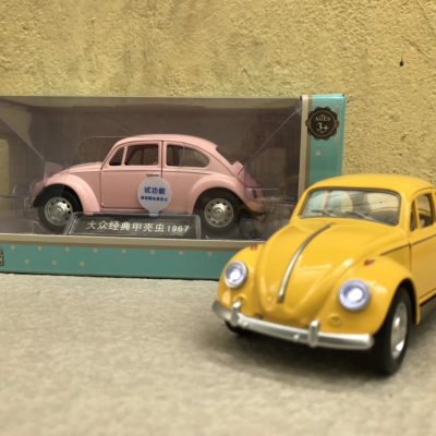Mô hình xe cổ Volkswagen Beetle 1967 tỷ lệ 1:28