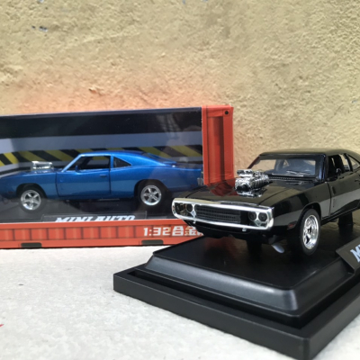 Mô hình xe Dodge Charger 'Fast & Furious’  tỷ lệ 1:32