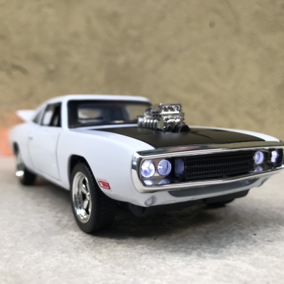 Mô hình xe Dodge Charger 'Fast & Furious’  tỷ lệ 1:32