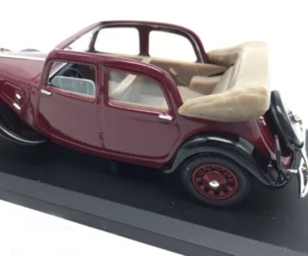 ​Mô hình xe ô tô  CITROEN 11B 1938 tỷ lệ 1:43
