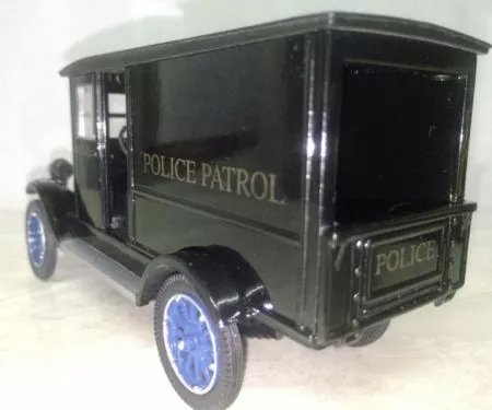 Mô hình xe ô tô Cổ  Ford  1924 Truck tỷ lệ 1:32