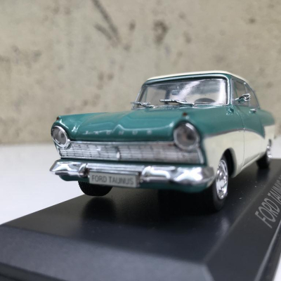 Mo hình xe ô tô cổ FORD TAUNUS 17M tỷ lệ 1:43