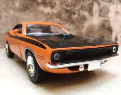 Mô hình xe ô tô cổ Plymouth Cuda 1970 tỷ lệ 1:24