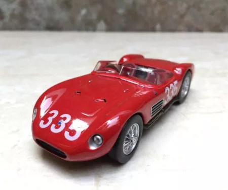 Mô hình Xe Ô Tô Maserati 200 SI Giro di Sicilia 1957 tỷ lệ 1:43