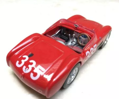 Mô hình Xe Ô Tô Maserati 200 SI Giro di Sicilia 1957 tỷ lệ 1:43