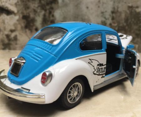​Mô hình xe Ô TÔ Volkswagen Beetle tỷ lệ 1:28