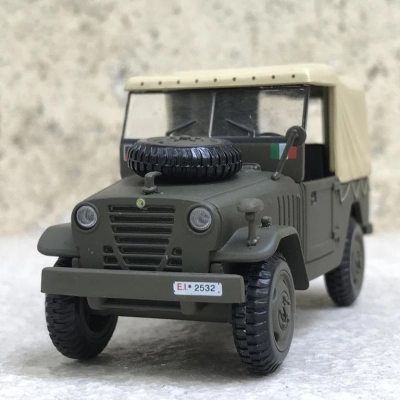 Mô hình xe quân sự Alfa Romeo AR.51 MATTA 1954 tỷ lệ 1:43