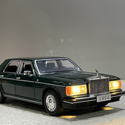​Mô hình xe Rolls-Royce Silver Spirit III 1994 tỷ lệ 1:32