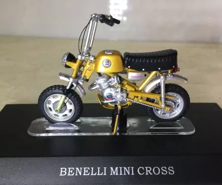​Mô hình đồ chơi xe Moto BENELLI MINI CROSS- 1:18