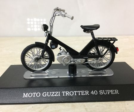 Mô hình đồ chơi xe Moto Guzzi Trotter 1967- 1:18