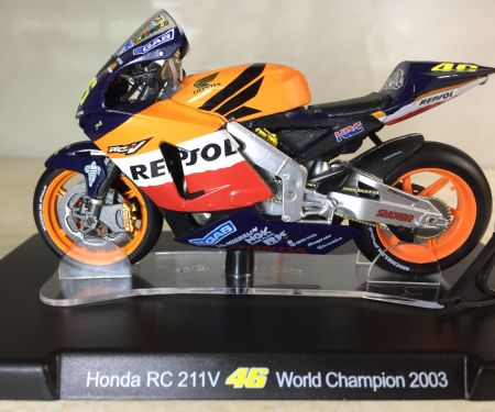 ​​Mô hình đồ chơi xe Moto Honda RC 211V World Champion