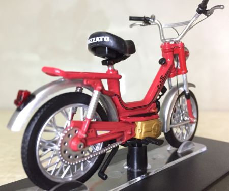Mô hình đồ chơi xe Moto RIZZATO CALIFFONE  - 1:18