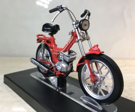 ​Mô hình đồ chơi xe Moto ROMEO TENTATION anni 70- 1:18