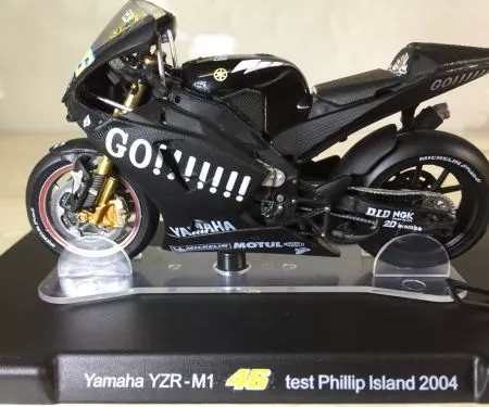 Đồ chơi mô hình xe Moto Yamaha YZR M1 Test Philip Island 2004 1:18