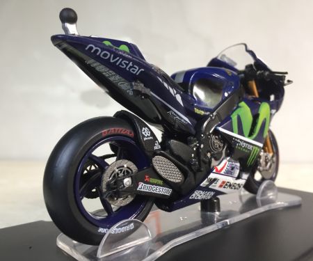 ​Mô hình đồ chơi xe Moto Yamaha YZR M1 World Championship 2015 1:18