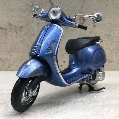 Mô hình xe Vespa Prira tỷ lệ 1:12