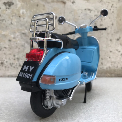 Mô hình xe Vespa PX125 tỷ lệ 1:10
