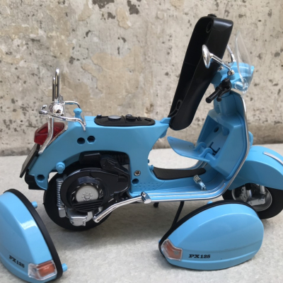 Mô hình xe Vespa PX125 tỷ lệ 1:10